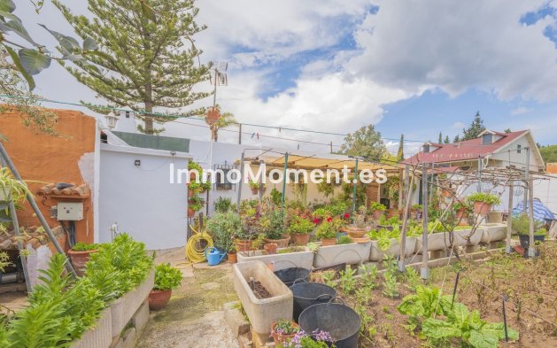 Resale - Villa - Marbella - Las Chapas