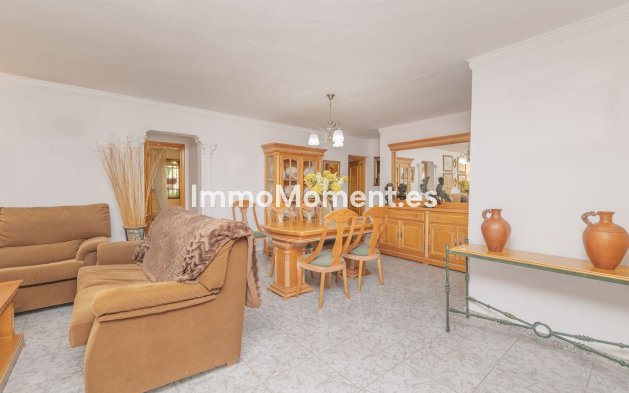 Resale - Villa - Marbella - Las Chapas