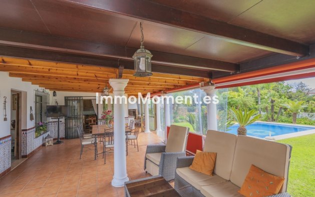 Resale - Villa - Marbella - Las Chapas