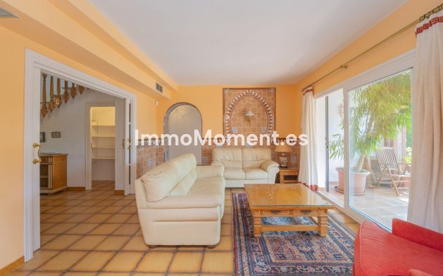 Reventa - Villa - Marbella - Marbella Centro