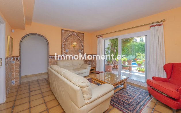 Reventa - Villa - Marbella - Marbella Centro