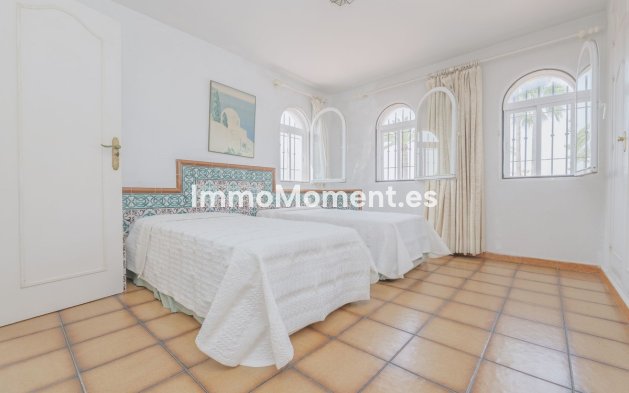 Reventa - Villa - Marbella - Marbella Centro