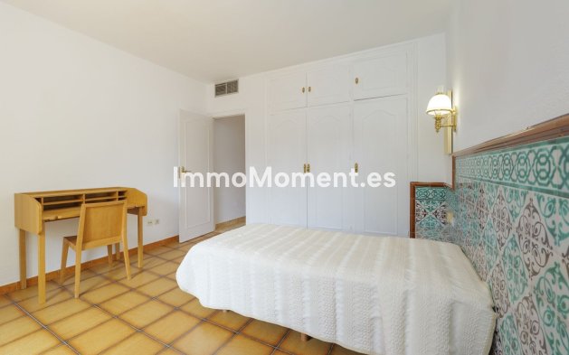 Reventa - Villa - Marbella - Marbella Centro