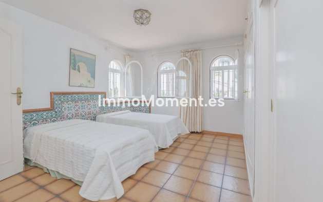 Reventa - Villa - Marbella - Marbella Centro