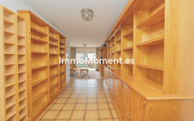 Reventa - Villa - Marbella - Marbella Centro