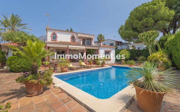 Reventa - Villa - Marbella - Marbella Centro
