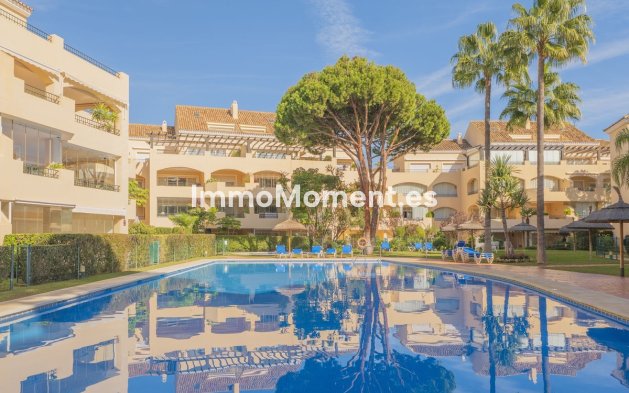 Reventa - Apartamento - Marbella - Elviria