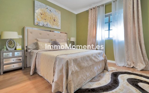 Reventa - Villa - Estepona  - Estepona Centro