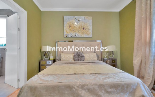 Reventa - Villa - Estepona  - Estepona Centro