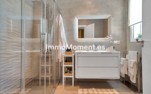 Reventa - Villa - Estepona  - Estepona Centro