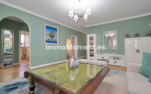 Reventa - Villa - Estepona  - Estepona Centro