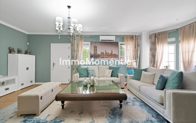 Reventa - Villa - Estepona  - Estepona Centro