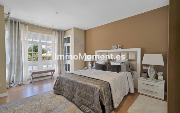 Reventa - Villa - Estepona  - Estepona Centro