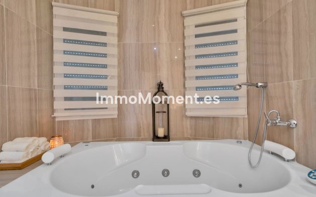 Reventa - Villa - Estepona  - Estepona Centro