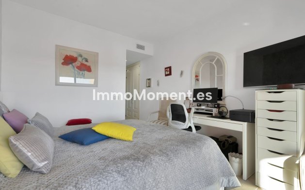 Wiederverkauf - Wohnung - Estepona  - Atalaya