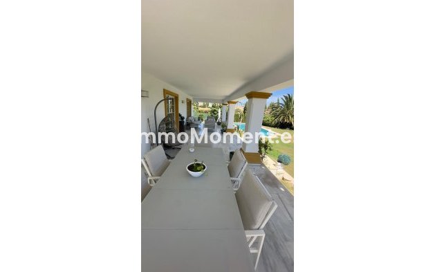 Resale - Villa - Marbella - Guadalmina Alta