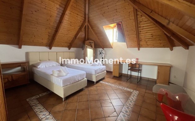 Resale - Villa - Marbella - San Pedro de Alcántara