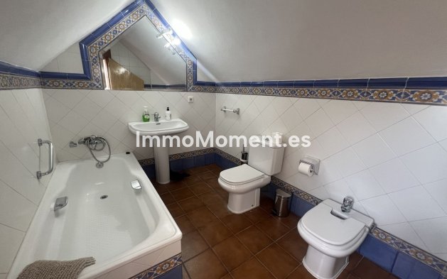 Resale - Villa - Marbella - San Pedro de Alcántara