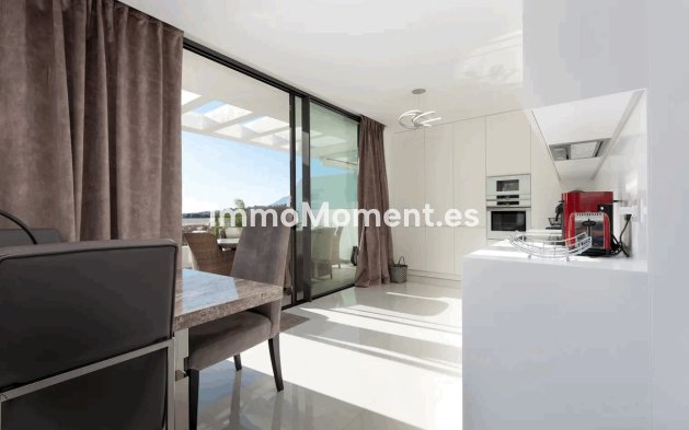 Reventa - Apartamento - Estepona  - Estepona Centro