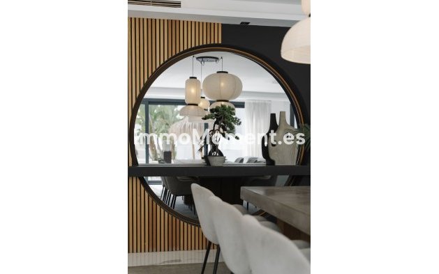 Wiederverkauf - Villa - Marbella - Nueva Andalucía