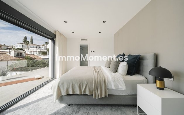 Wiederverkauf - Villa - Marbella - Nueva Andalucía