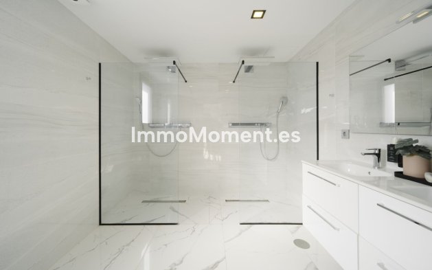 Wiederverkauf - Villa - Marbella - Nueva Andalucía