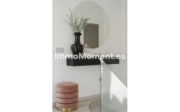 Wiederverkauf - Villa - Marbella - Nueva Andalucía