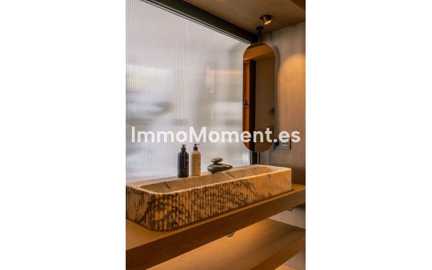 Revente - Villa - Marbella - Nueva Andalucía