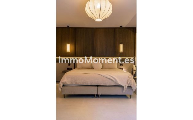 Revente - Villa - Marbella - Nueva Andalucía