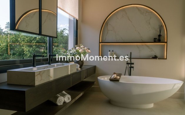 Revente - Villa - Marbella - Nueva Andalucía