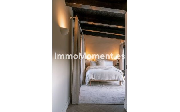 Revente - Villa - Marbella - Nueva Andalucía