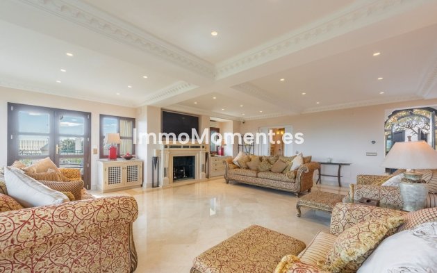 Bestaande woning - Villa - Estepona  - Estepona Centro