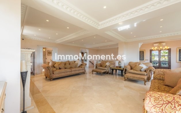 Bestaande woning - Villa - Estepona  - Estepona Centro