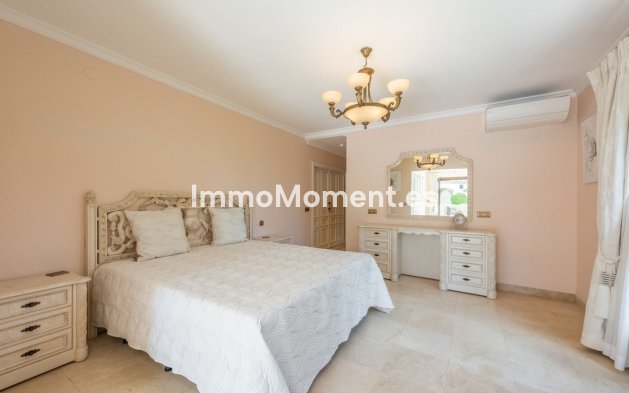 Bestaande woning - Villa - Estepona  - Estepona Centro