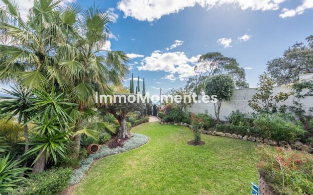 Bestaande woning - Villa - Estepona  - Estepona Centro