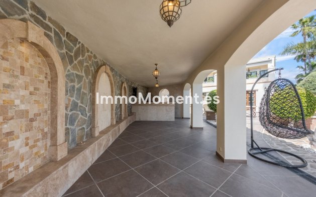 Bestaande woning - Villa - Estepona  - Estepona Centro