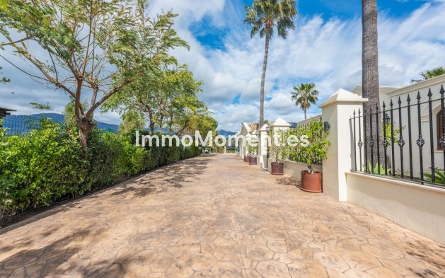 Bestaande woning - Villa - Estepona  - Estepona Centro