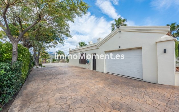 Bestaande woning - Villa - Estepona  - Estepona Centro