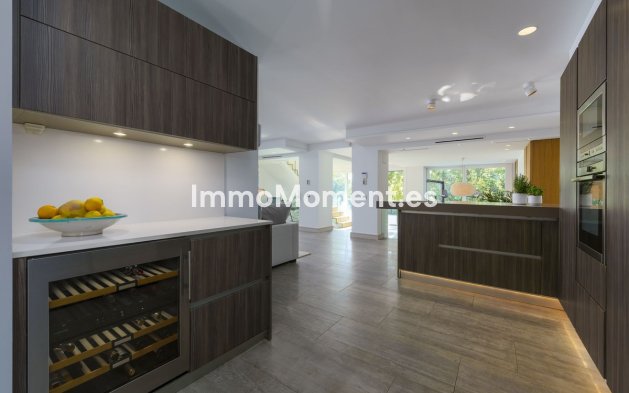 Wiederverkauf - Villa - Marbella - Nueva Andalucía