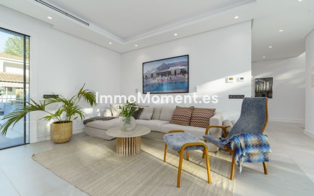 Wiederverkauf - Villa - Marbella - Nueva Andalucía