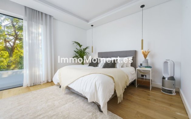 Wiederverkauf - Villa - Marbella - Nueva Andalucía