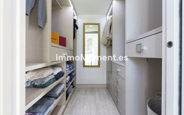 Wiederverkauf - Villa - Marbella - Nueva Andalucía