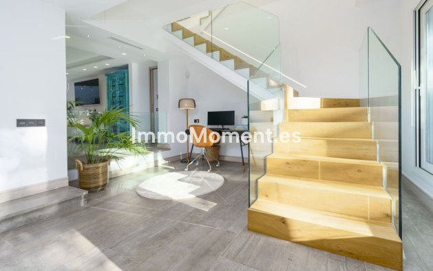 Wiederverkauf - Villa - Marbella - Nueva Andalucía