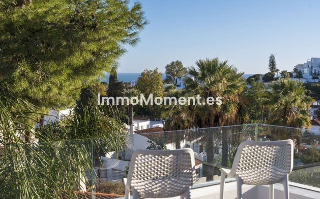 Wiederverkauf - Villa - Marbella - Nueva Andalucía