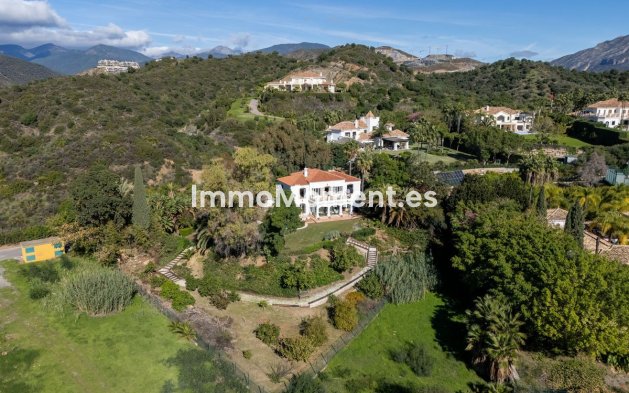 Wiederverkauf - Villa - Marbella - Nueva Andalucía