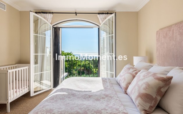 Wiederverkauf - Villa - Marbella - Nueva Andalucía