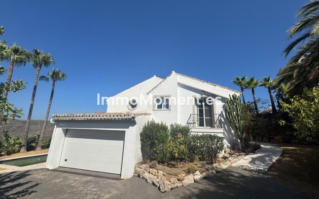 Reventa - Villa - Interior  - Istán