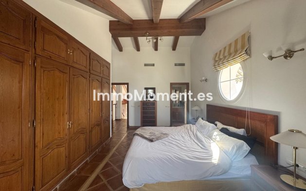 Reventa - Villa - Interior  - Istán