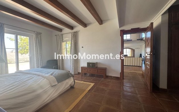 Reventa - Villa - Interior  - Istán