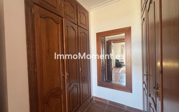 Reventa - Villa - Interior  - Istán